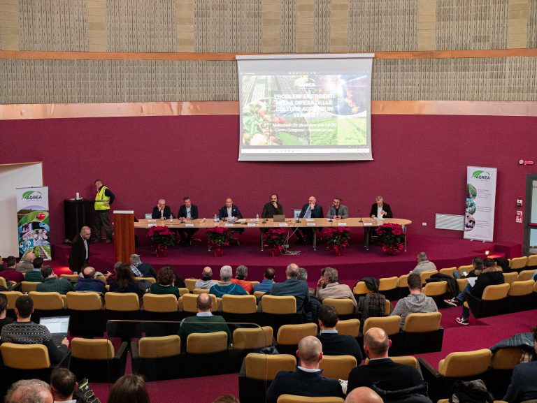 Disponibili le relazione del convegno AGREA “Problemi emergenti nella difesa delle colture agrarie in Veneto”